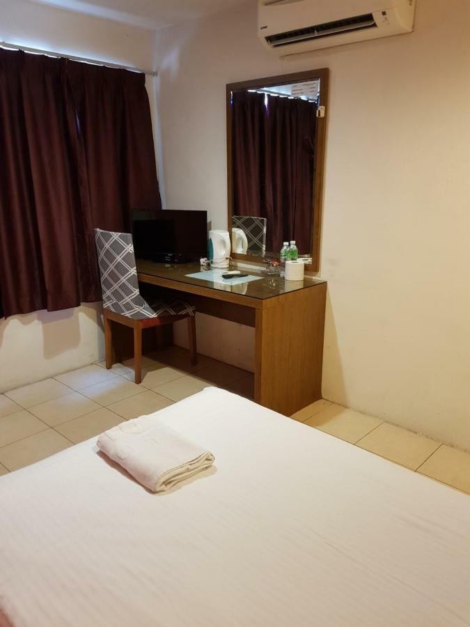 Uptown Hotel Kajang Exterior foto